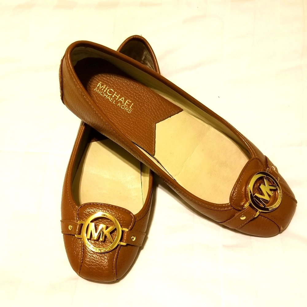 Michael Kors Camel Flats Size 9M